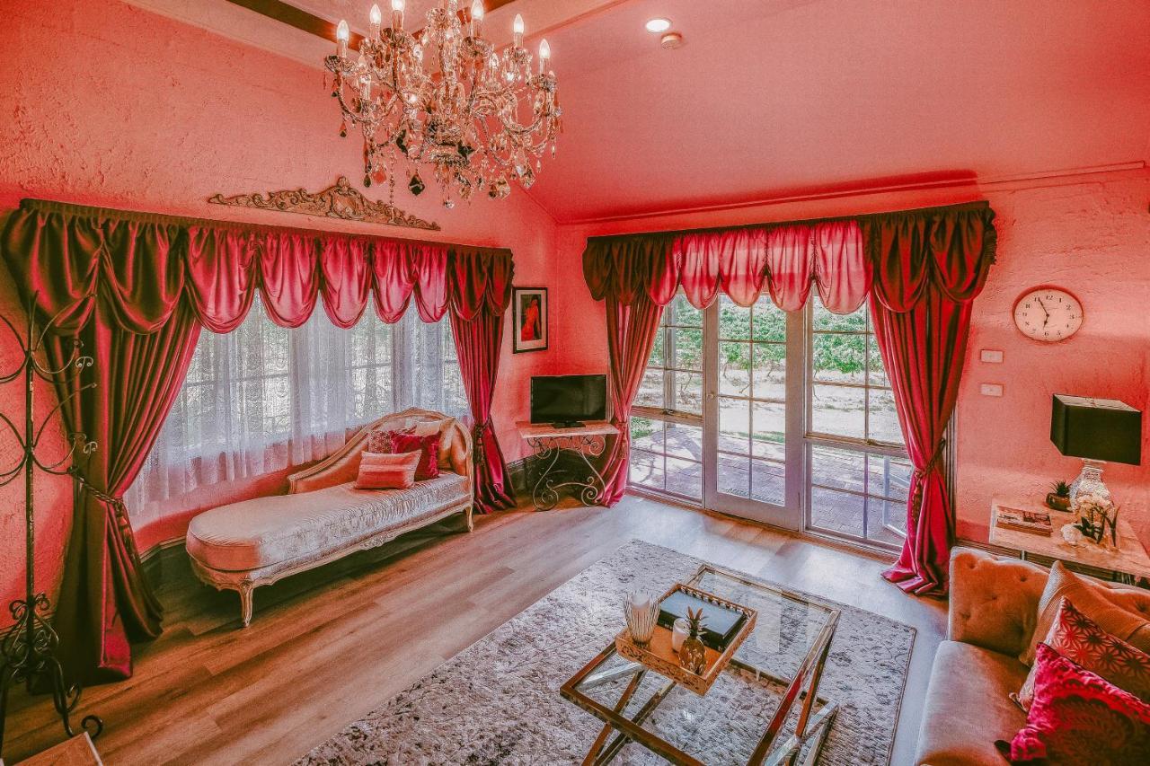 Casuarina Estate Hotel Pokolbin Bagian luar foto
