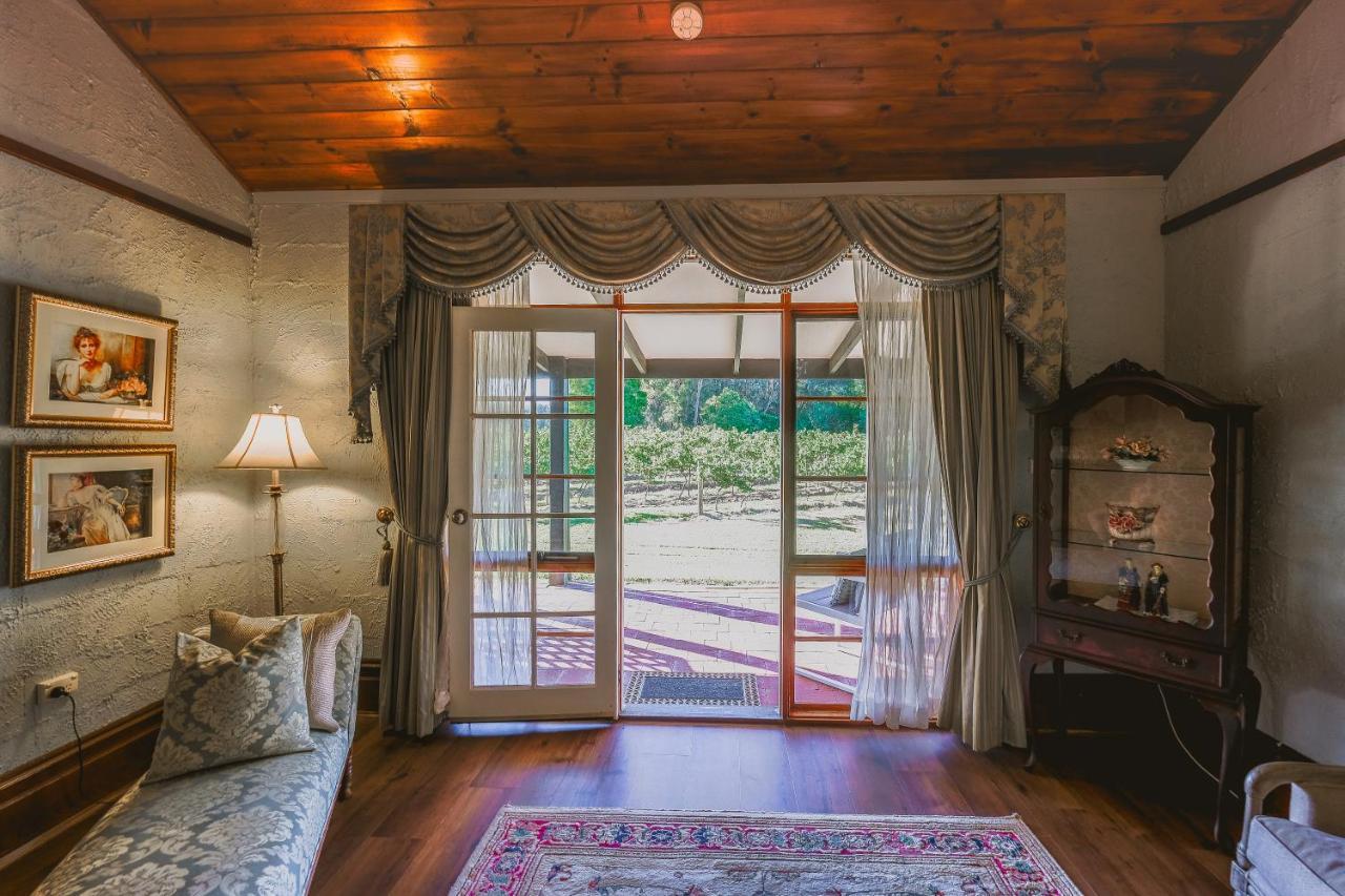 Casuarina Estate Hotel Pokolbin Bagian luar foto